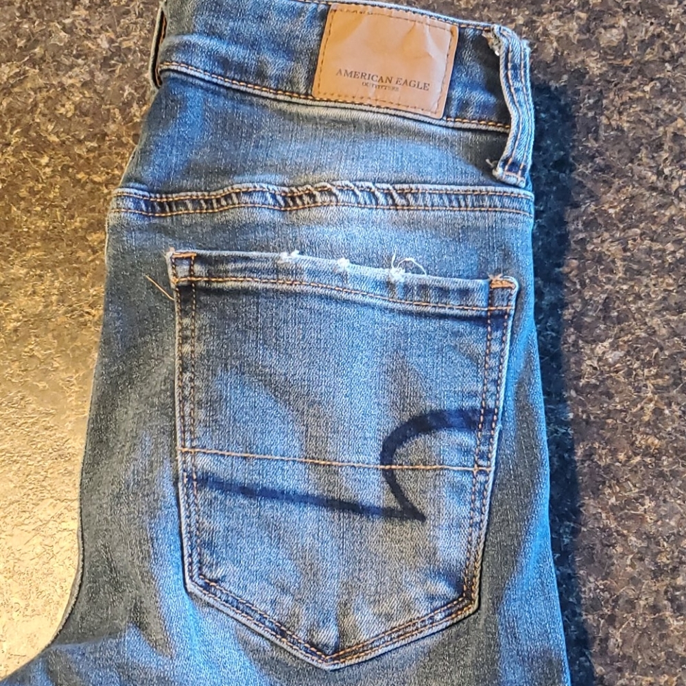 American Eagle High Rise Jegging 00 short